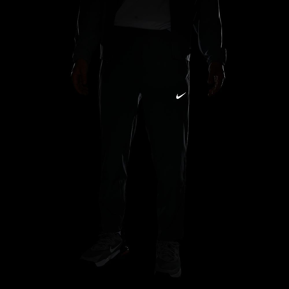 ナイキ Dri-FIT フォーム