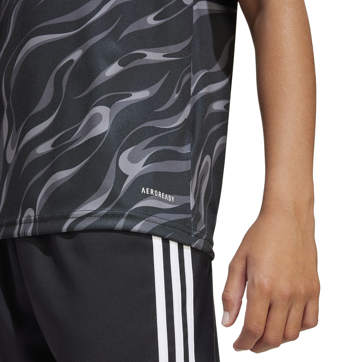 キッズ プラクティス グラフィック ジャージー