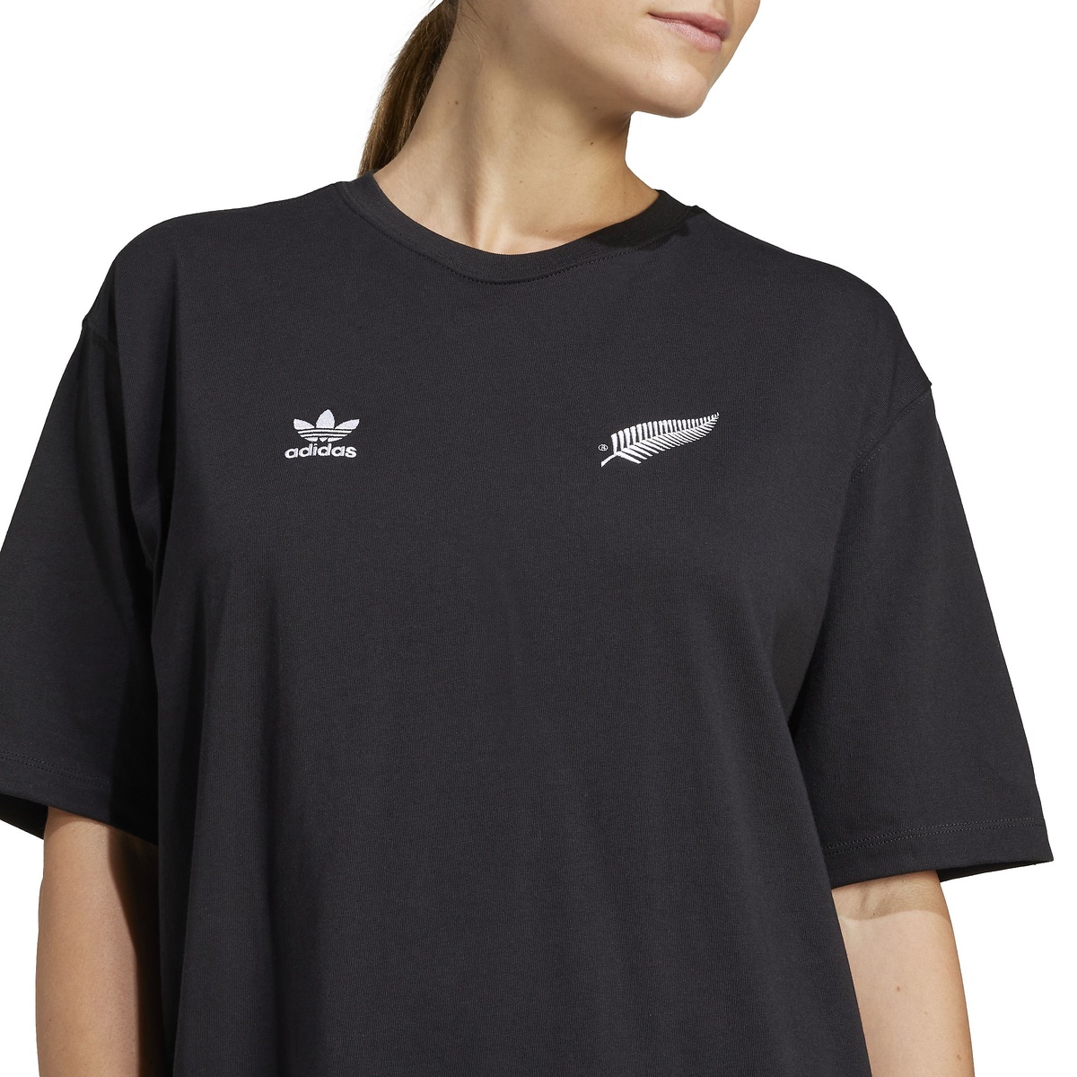 W ALL BLACKS トレフォイル ESS BOYF 半袖Tシャツ