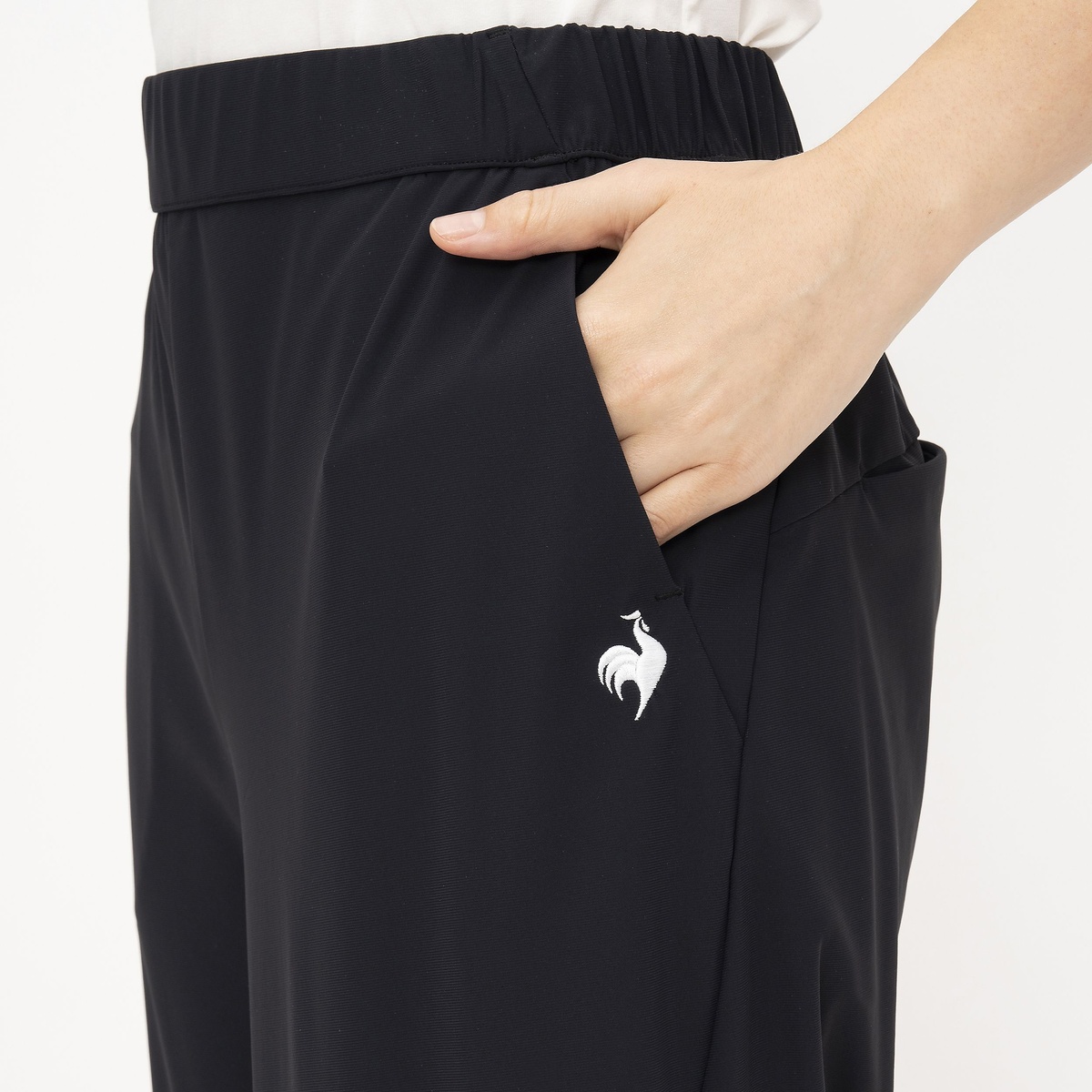 接触冷感ジョガーパンツ