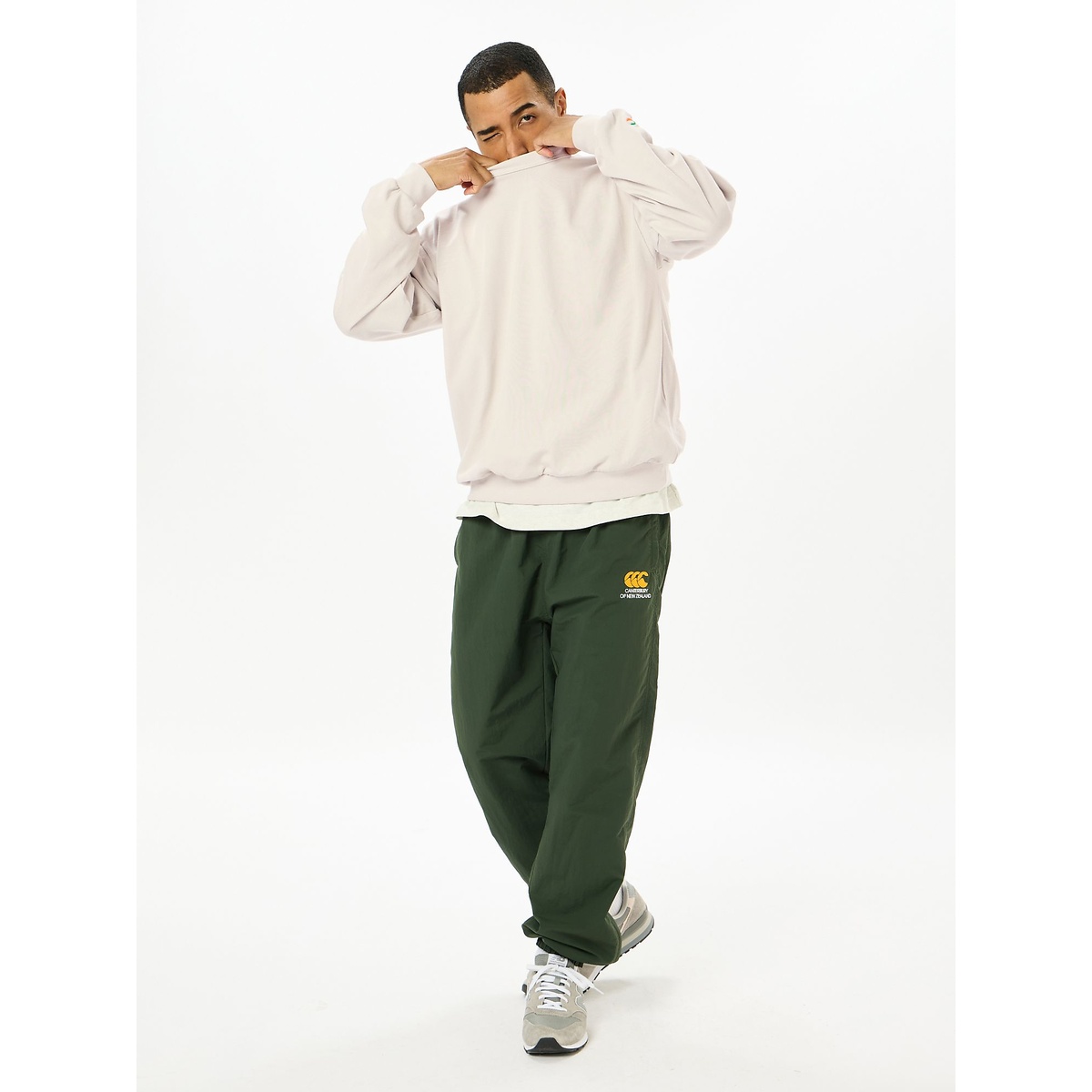 24F LIGHT UGLY CREW(ライトアグリークルー)