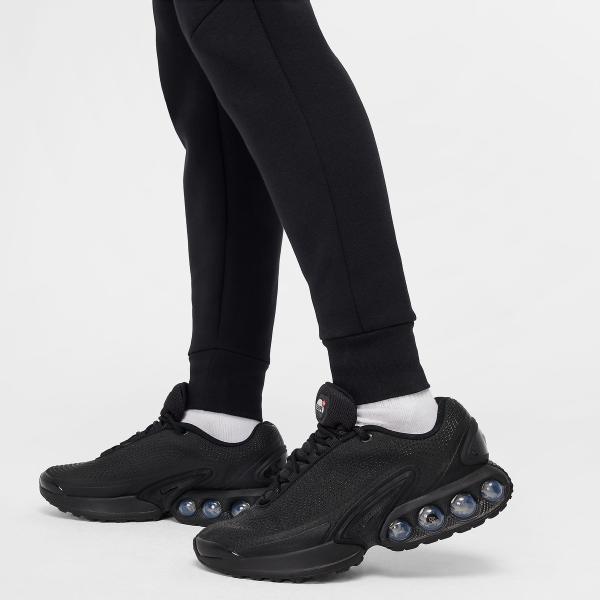 AS M NK TCH FLC JGGR