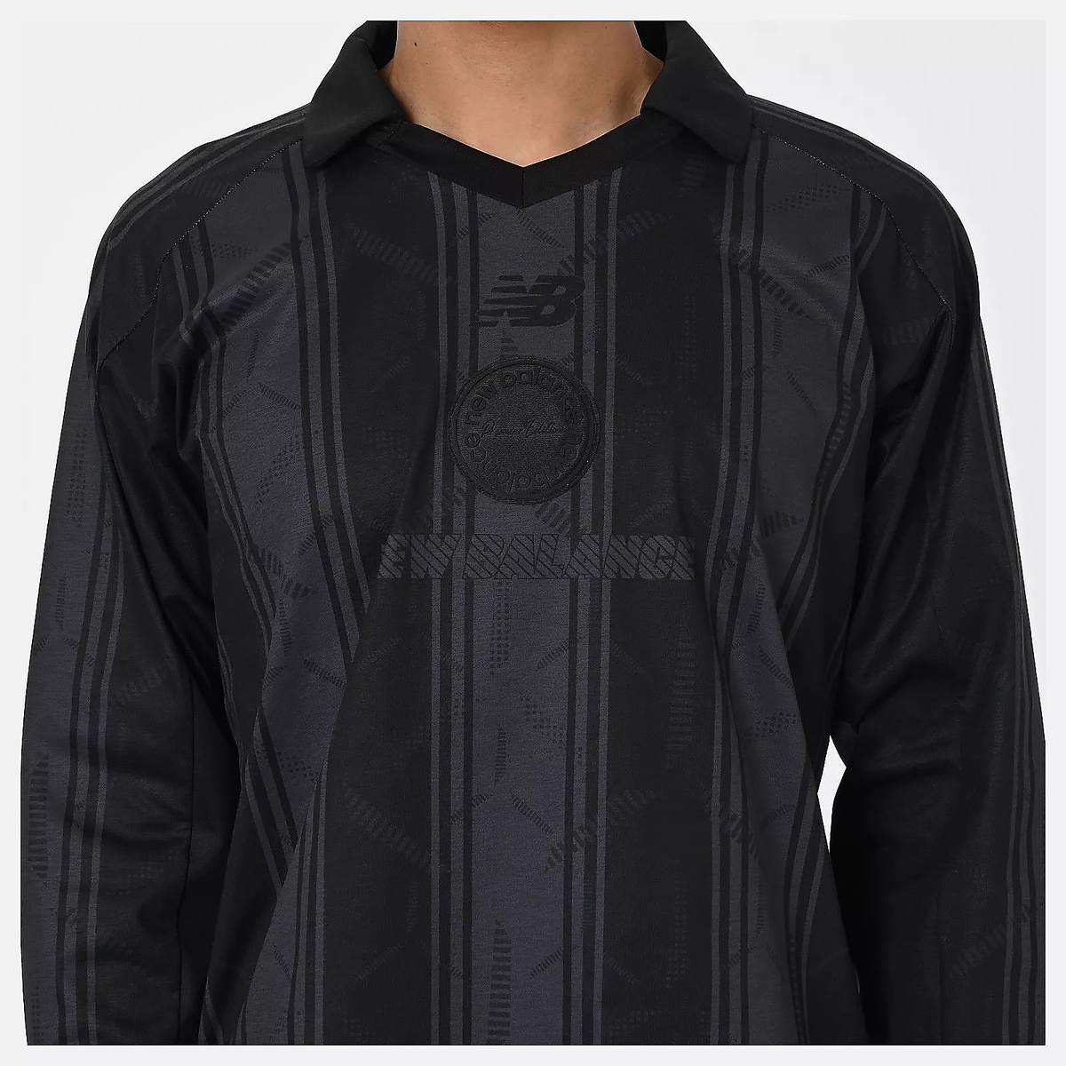 グラフィック ポロロングスリーブシャツ