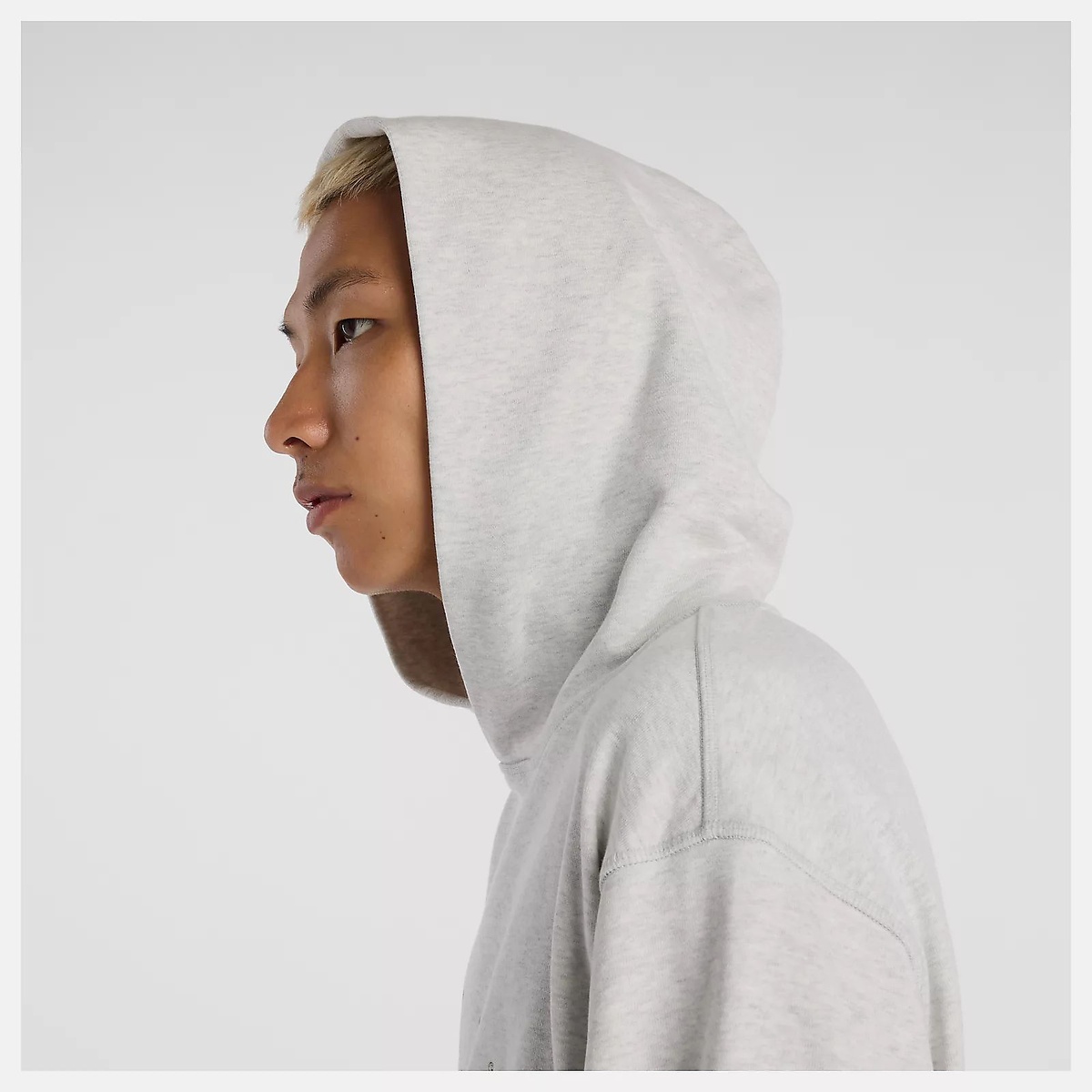 Athletics シグネチャーフーディ