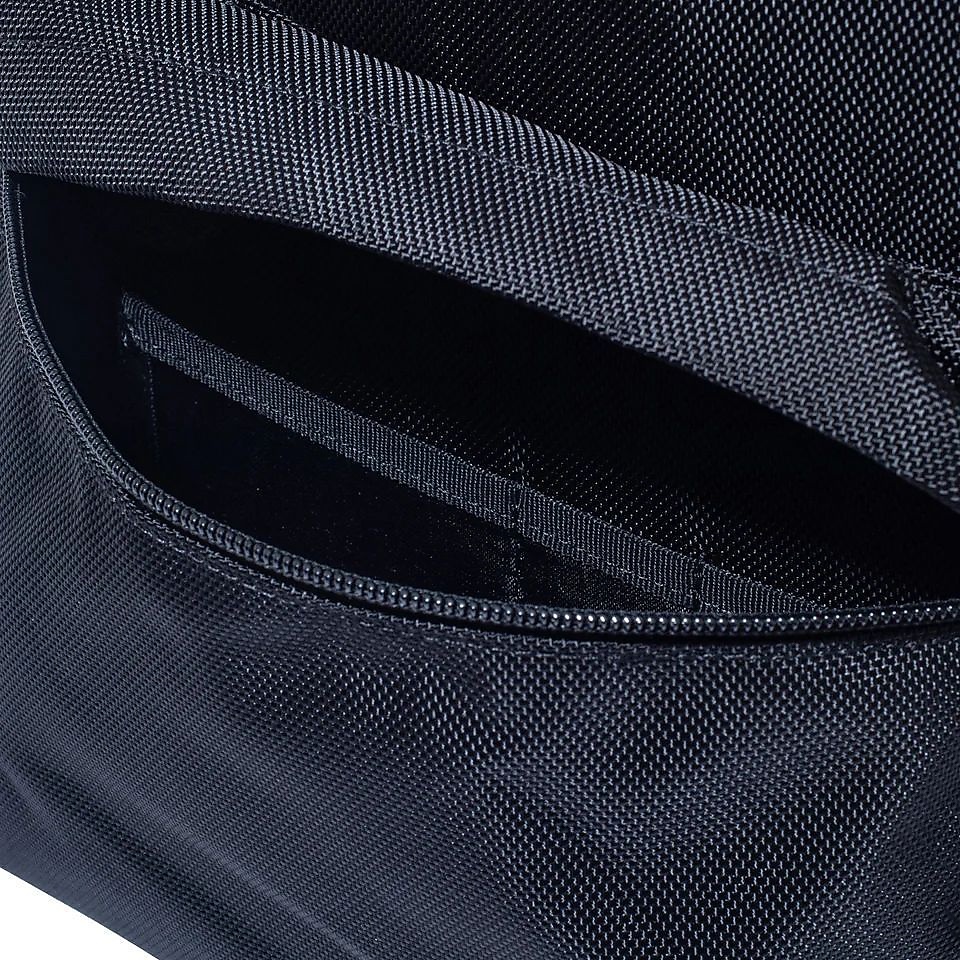 LIGHT PACK 1680D 2 BLK 251