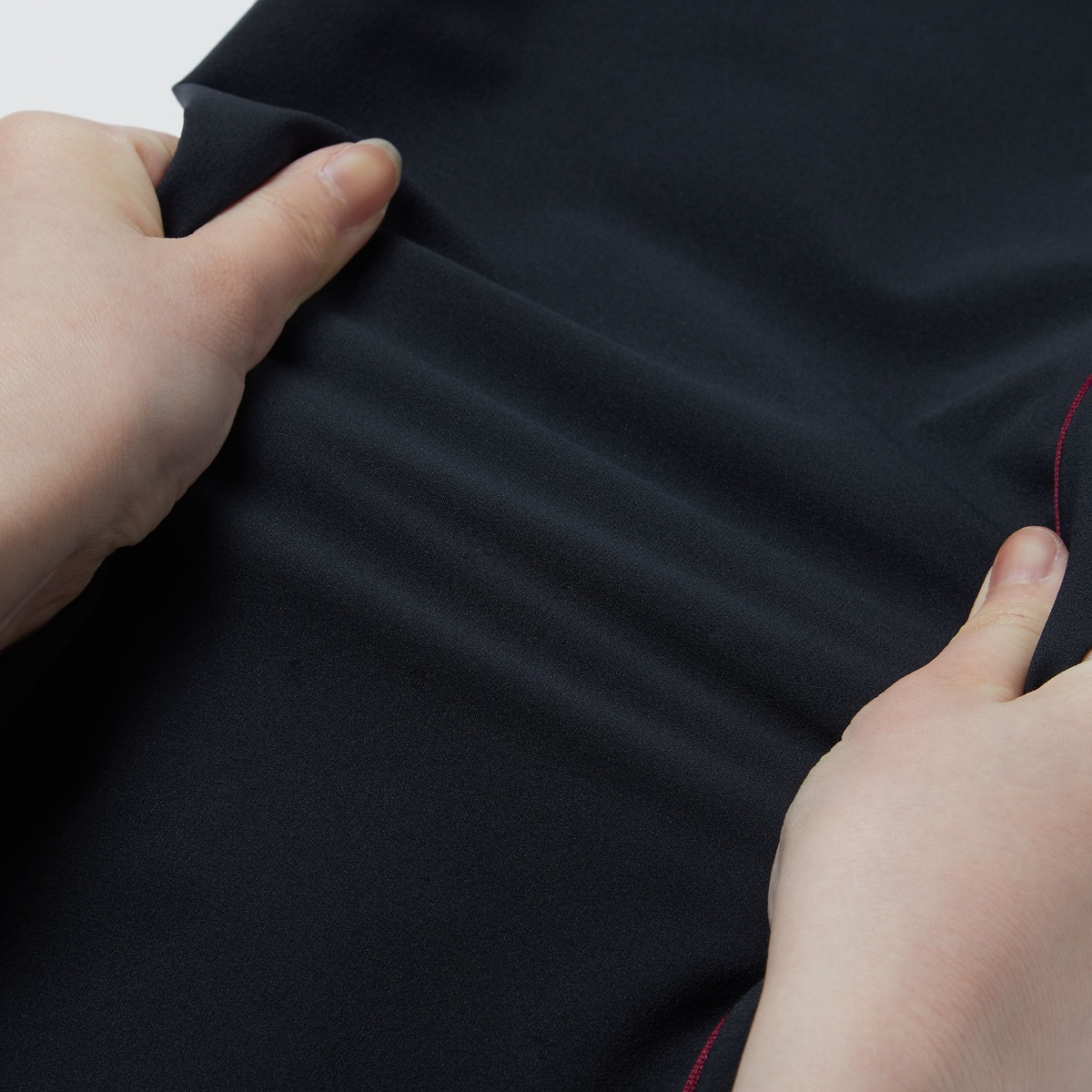 ヒートナビクロスパンツ