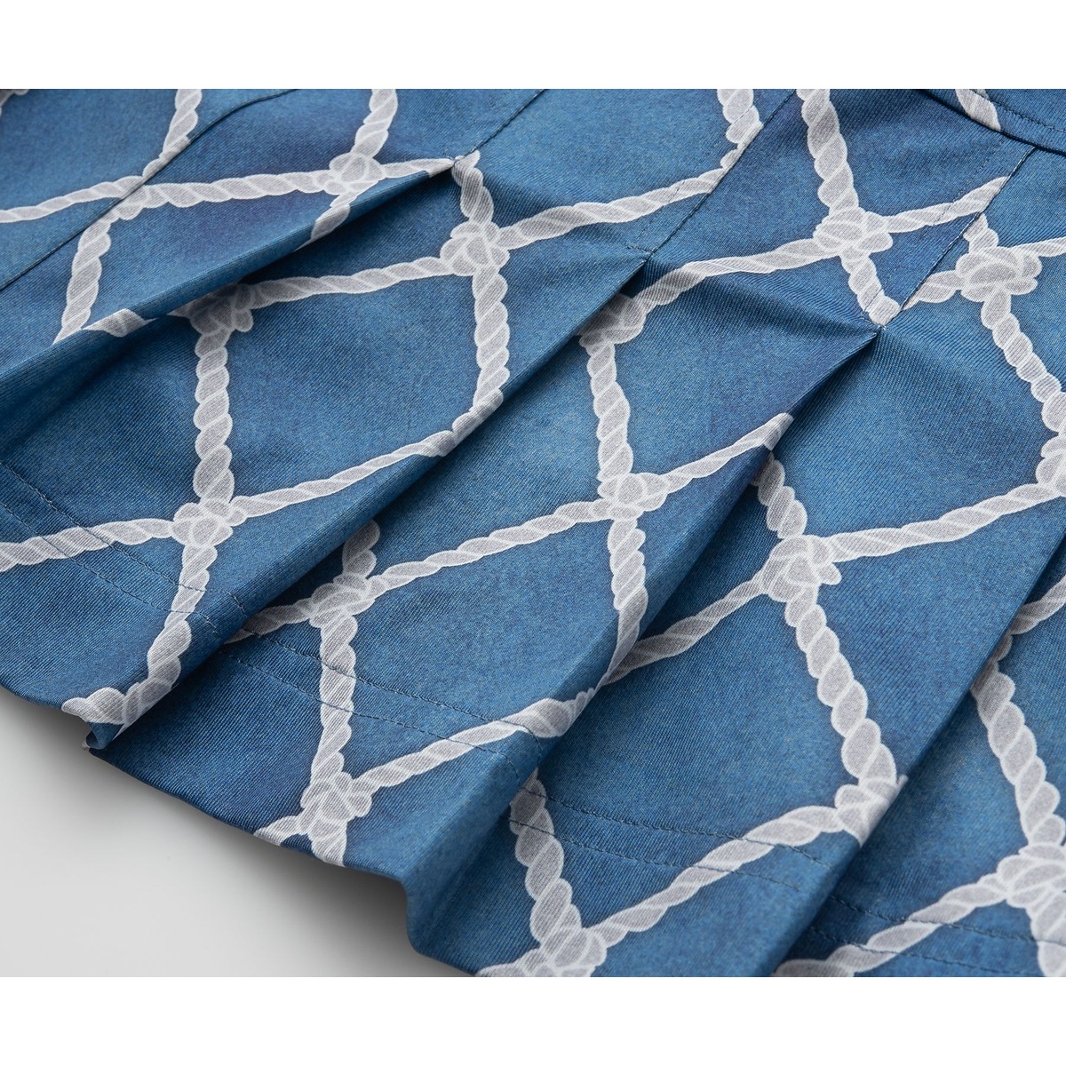 グラフィックプリーツスコート