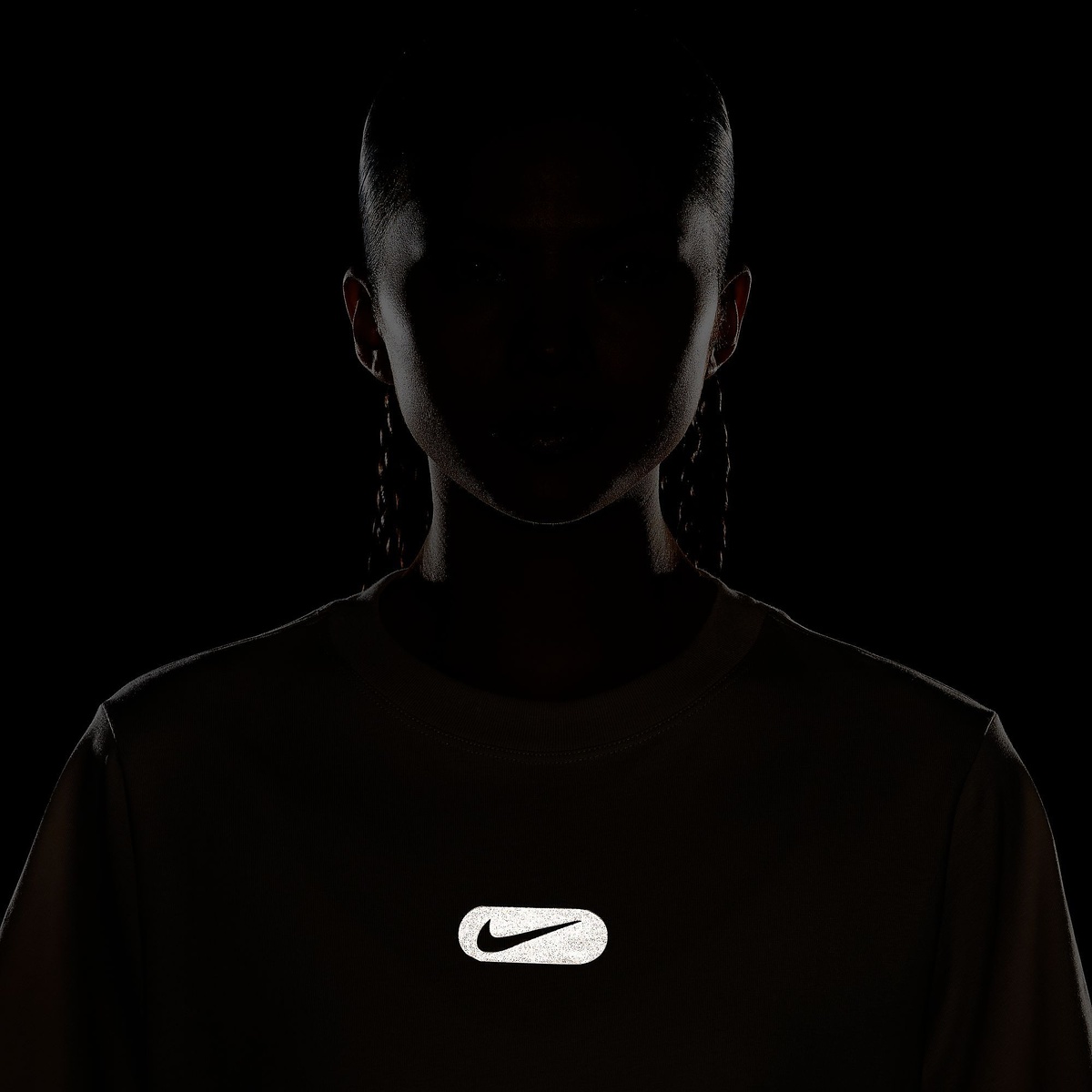 ナイキ ウィメンズ NSW クラブ S/S Tシャツ OC スウッシュ