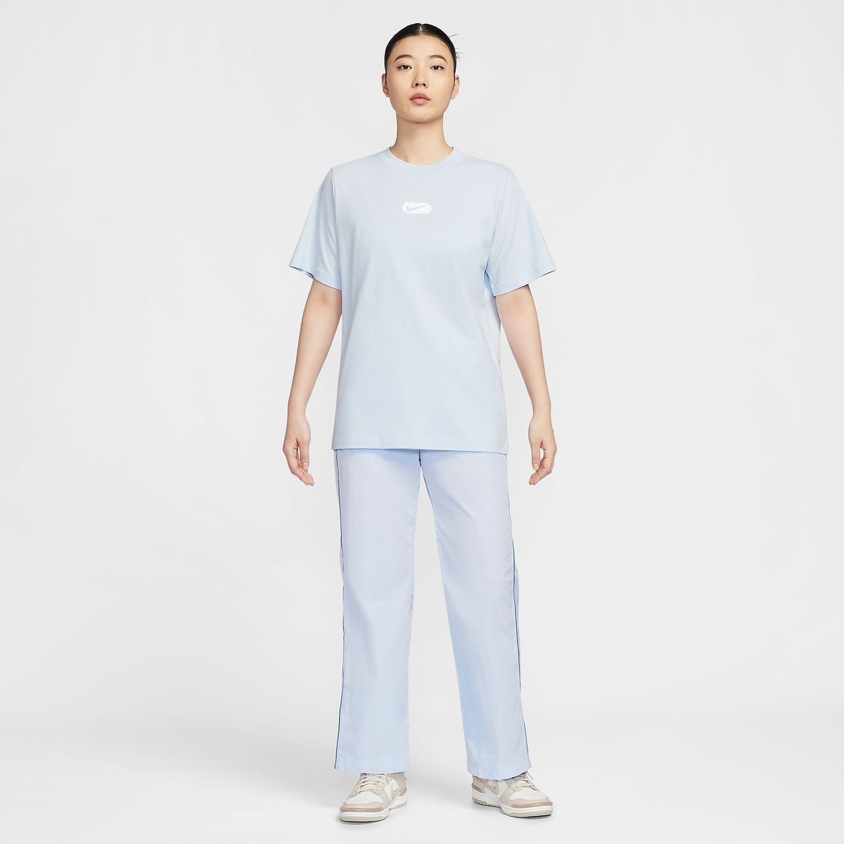 ナイキ ウィメンズ NSW クラブ S/S Tシャツ OC スウッシュ