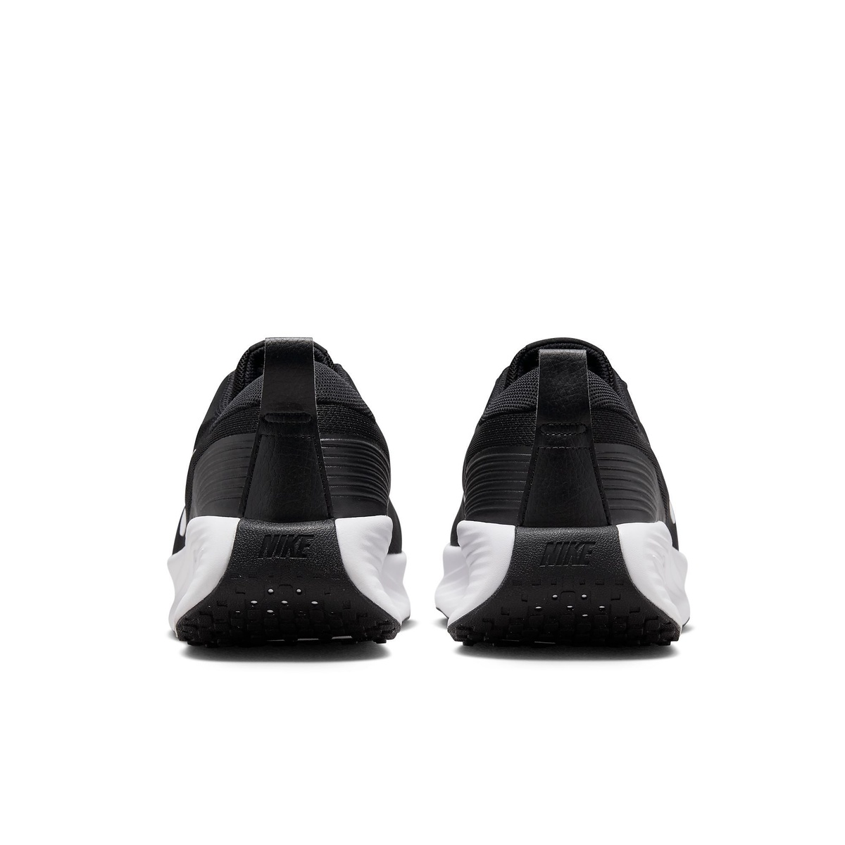 ナイキ プロミナ エクストラ ワイド