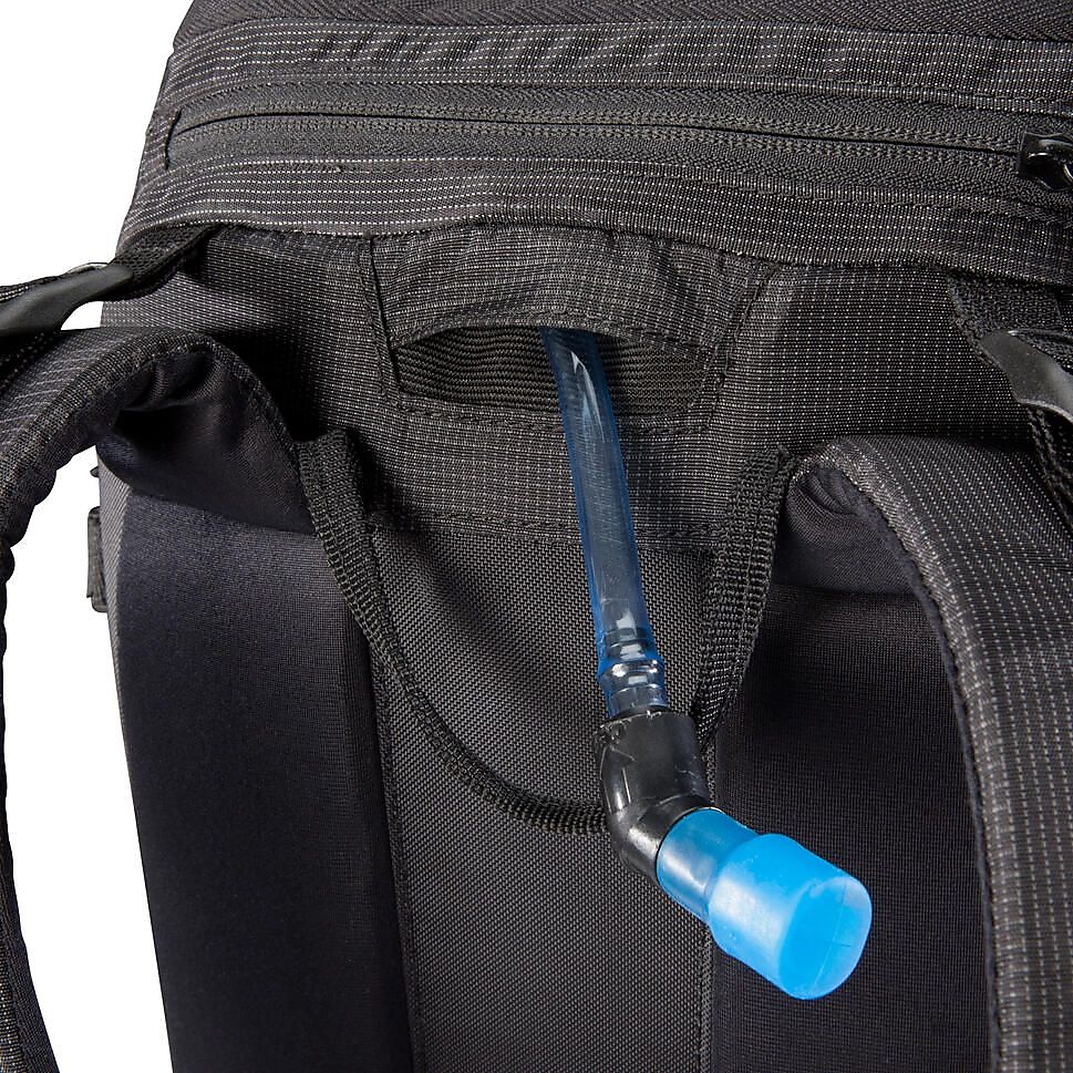 トレッキングバックパック22LBLK