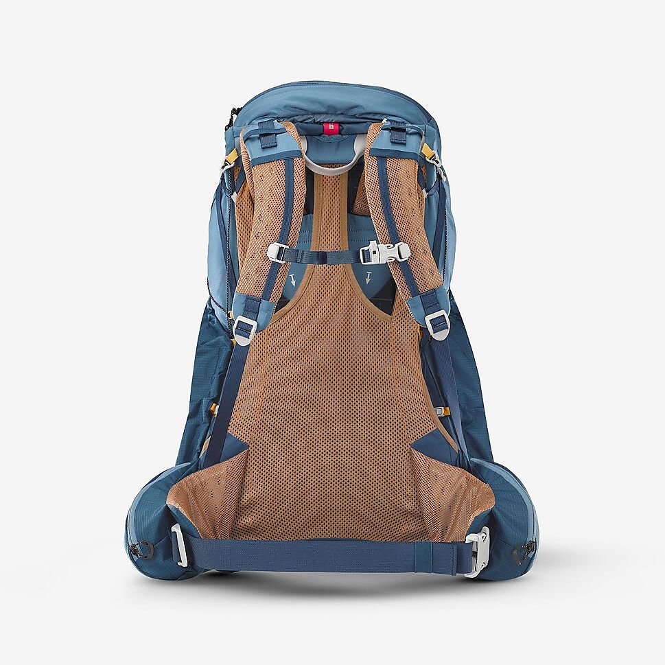 ハイキングメンズバックパック50－60LBLU