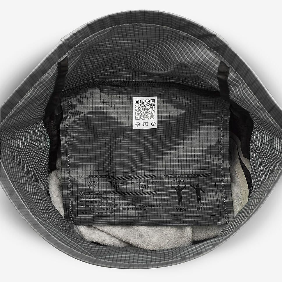 ハイキングバックパック22LGRY