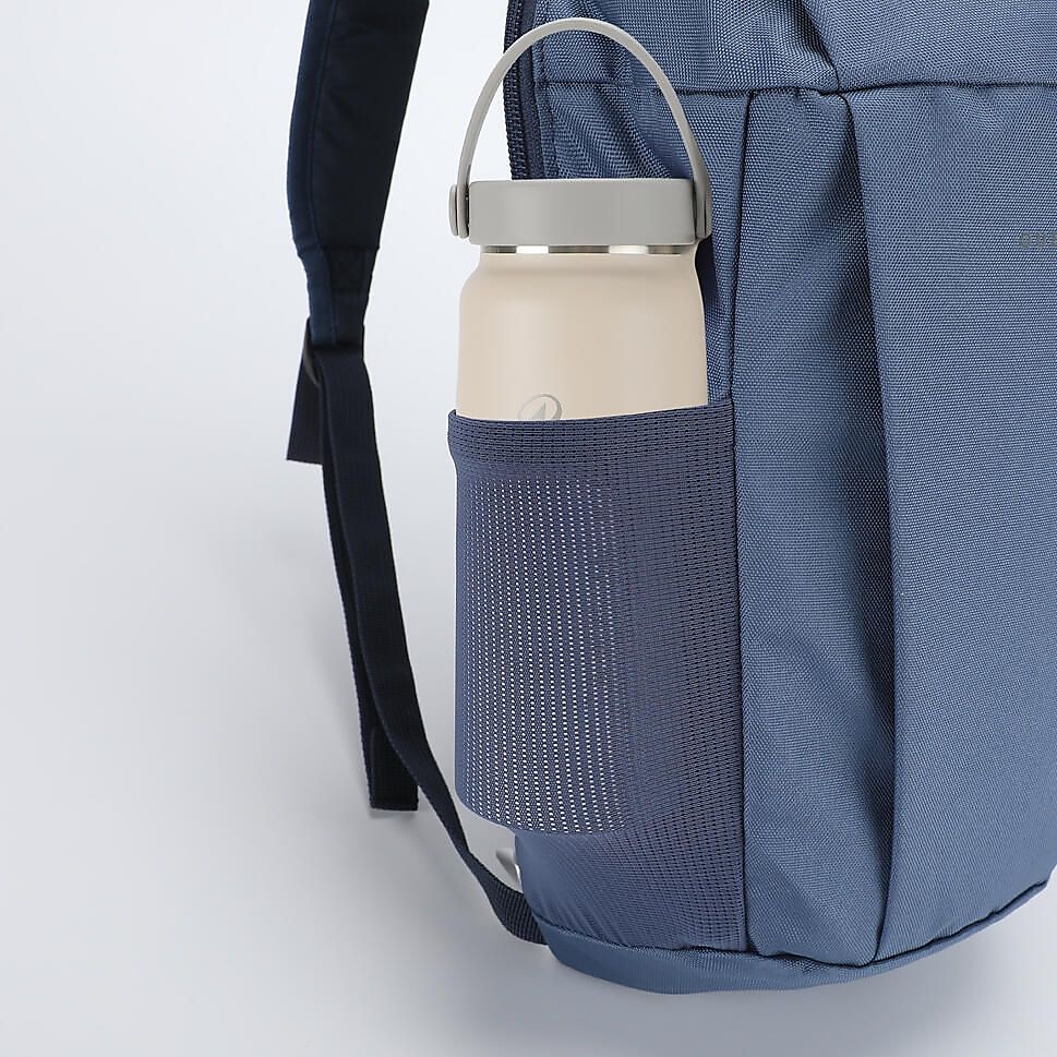 ハイキングバックパック10LBLU