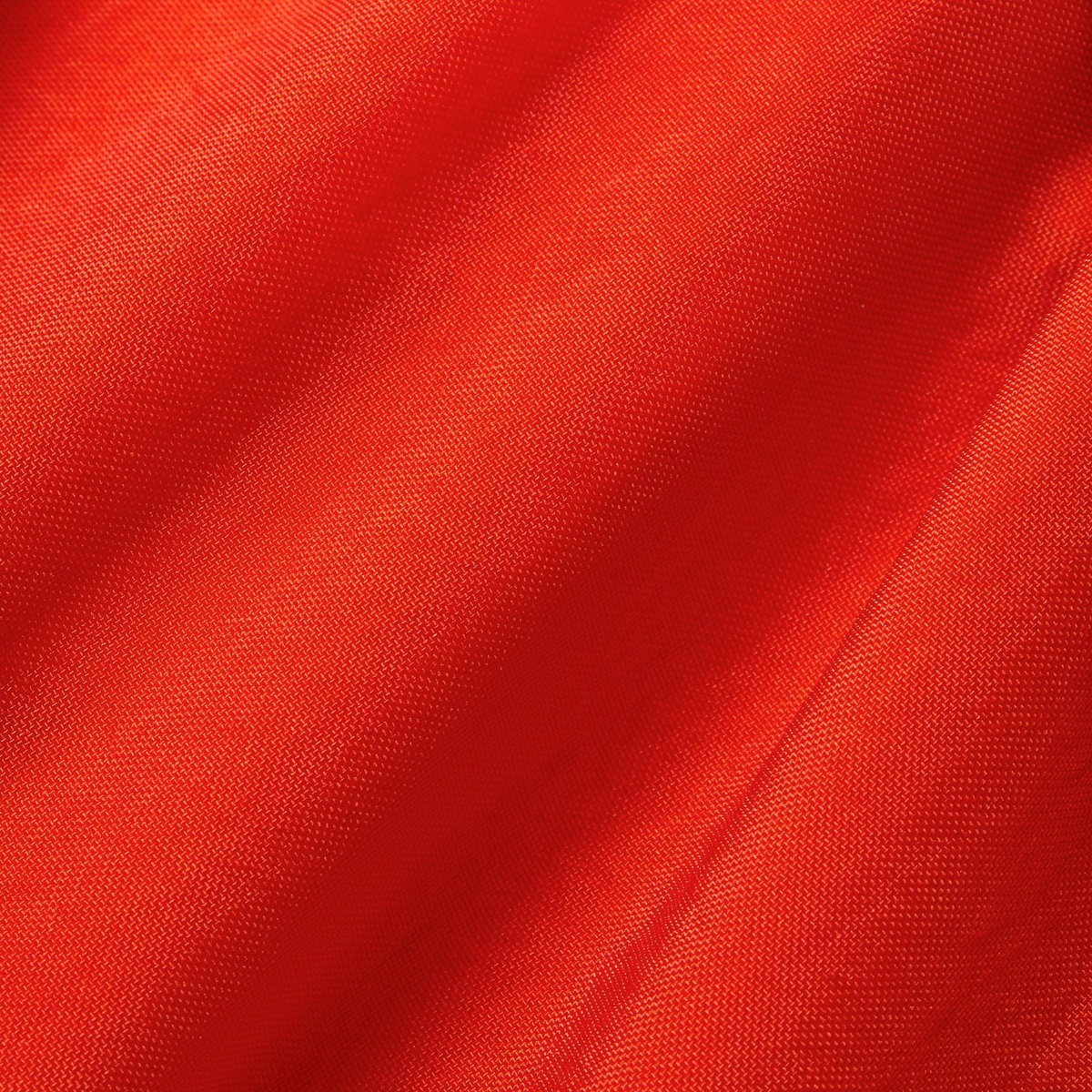 ナイキ オーラ CRESCENT クロスボディ