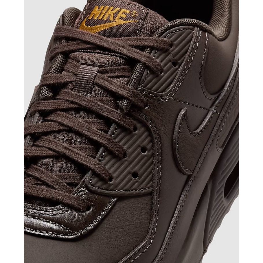 ナイキ エア マックス 90 ESS+