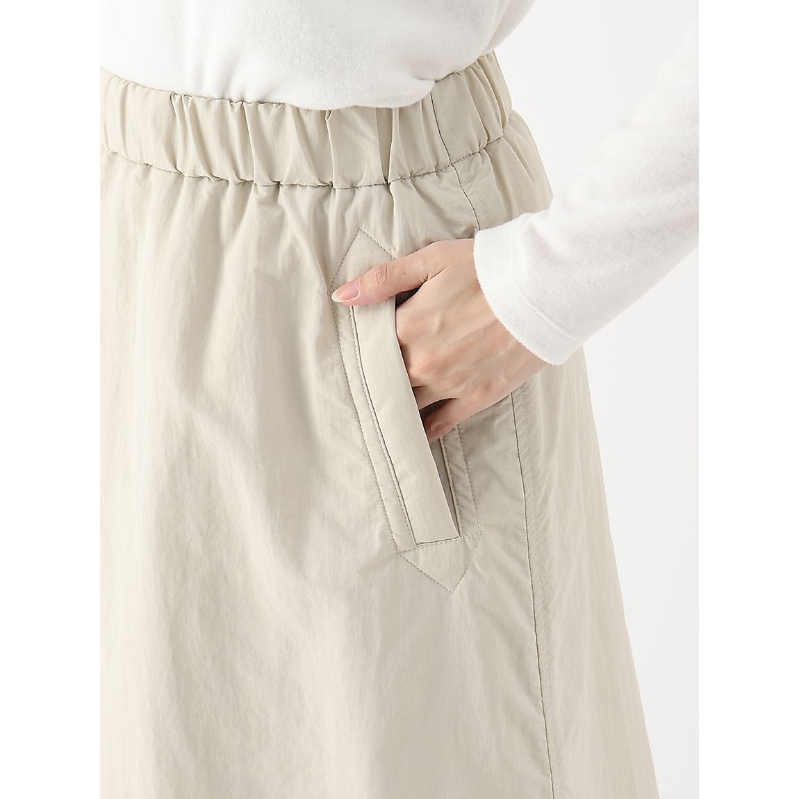 W Skyrim Insulation Skirt　(Wスカイリムインサレーションスカート)