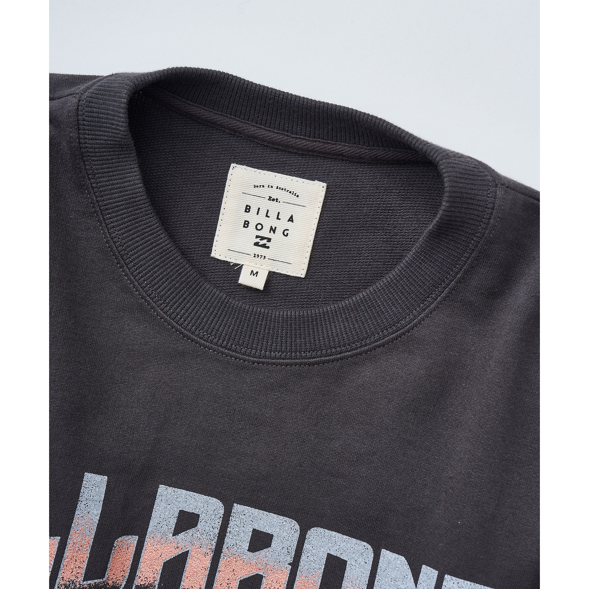 GRAPHIC LOOSE FIT CREW