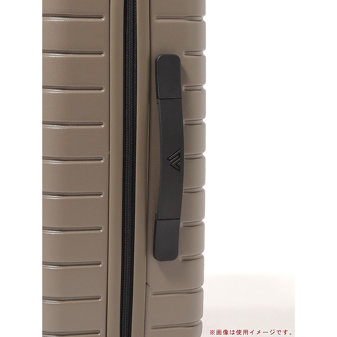 クアドロインターナショナルキャリーオン