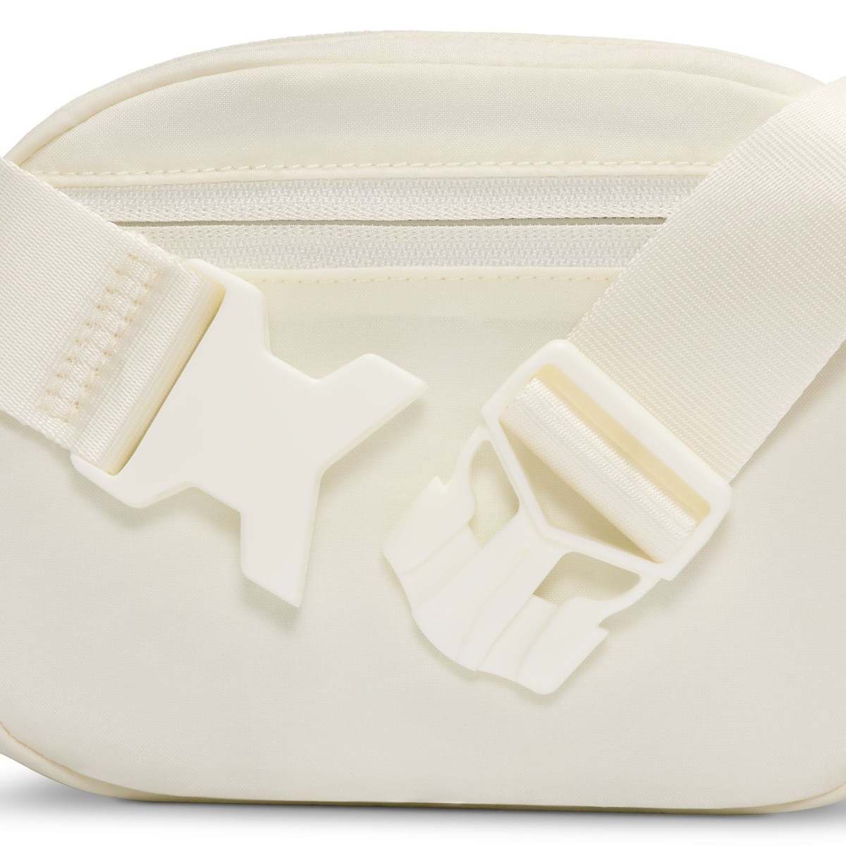 ナイキ オーラ ウエストパック