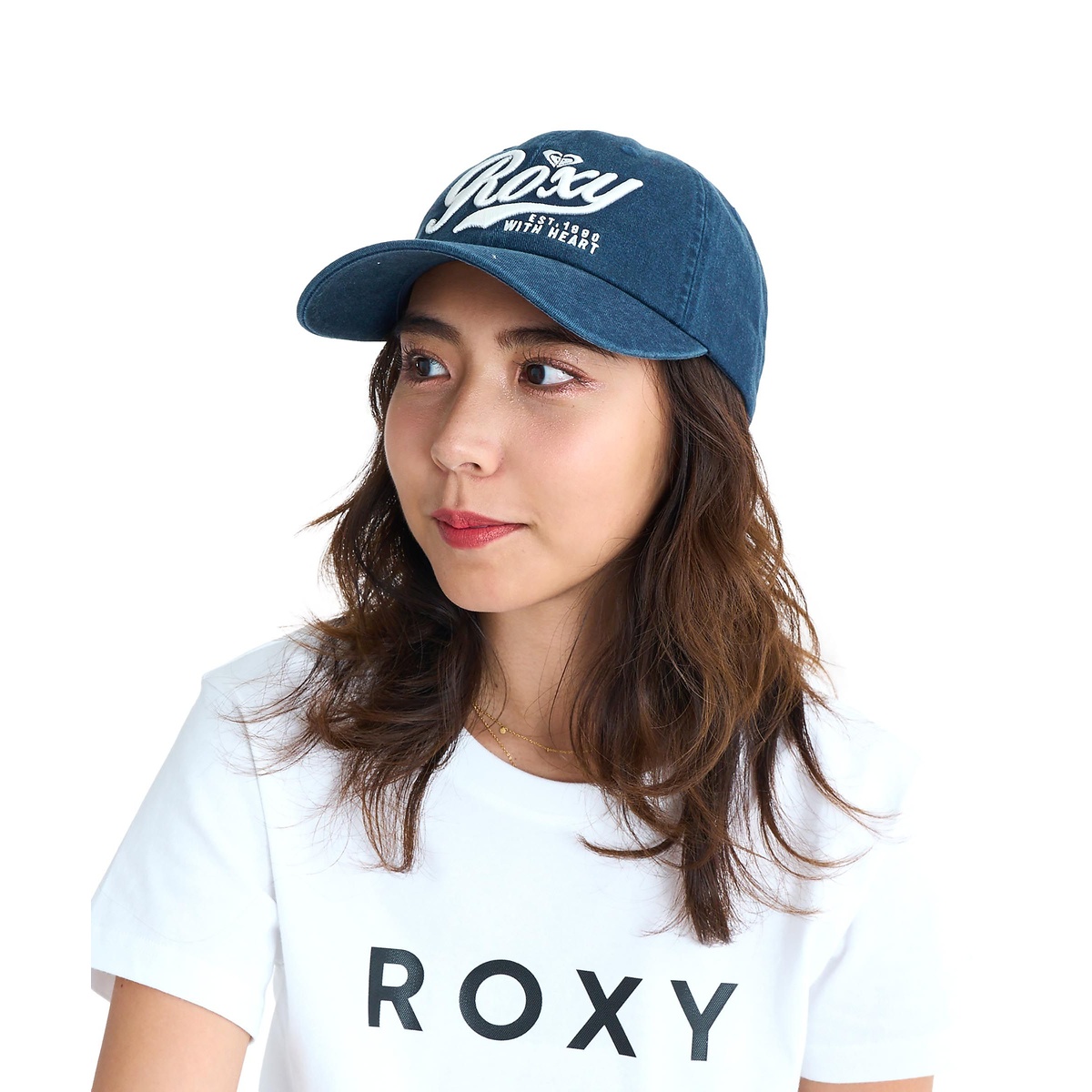 ROXY WITH HEART CAP