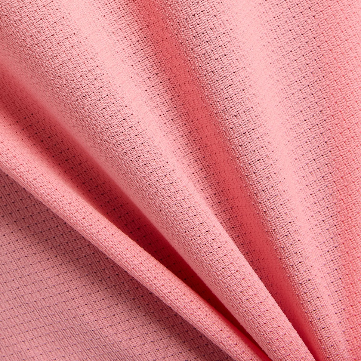 スポーツロゴTシャツ