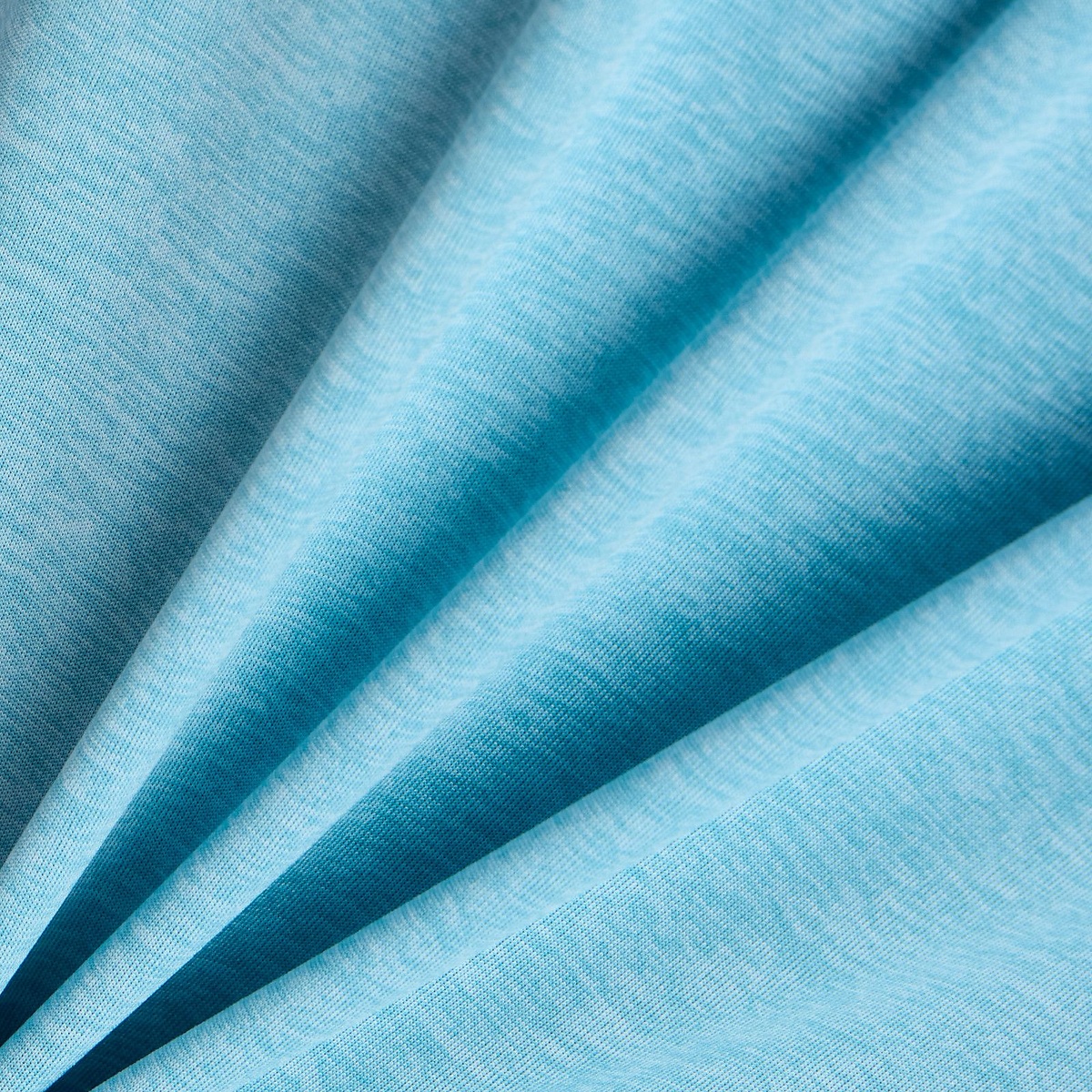 スポーツパフォーマンスTシャツ