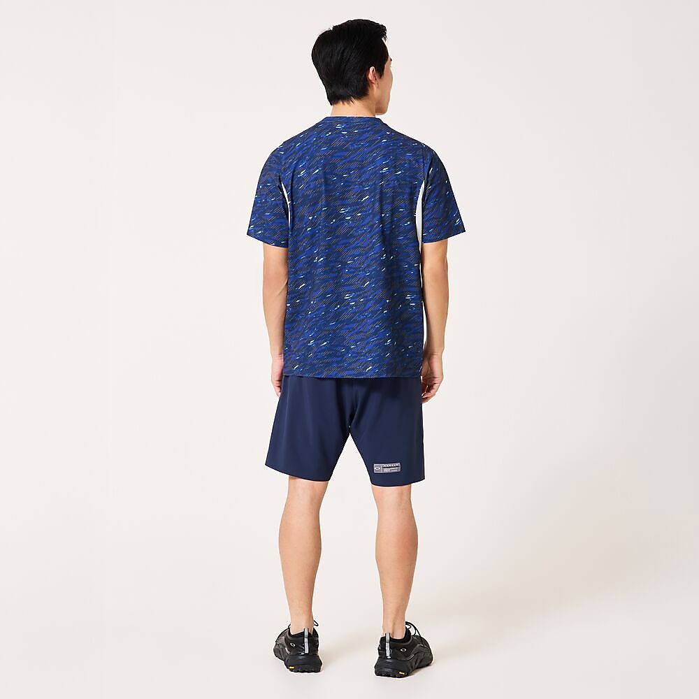STRIKING AIRY SS GRAPHIC TEE 9.0