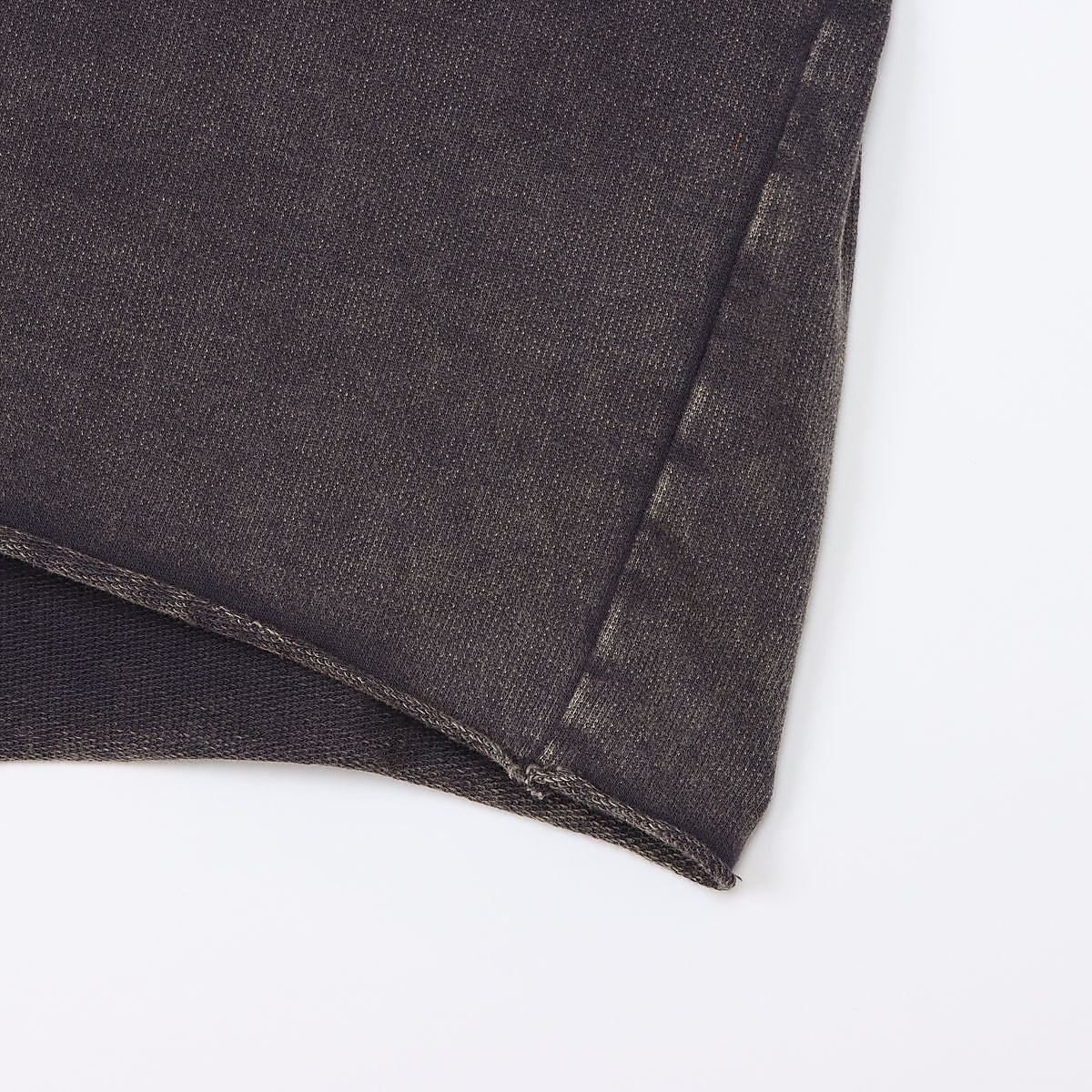 CREW NECK SWEATSHIRT