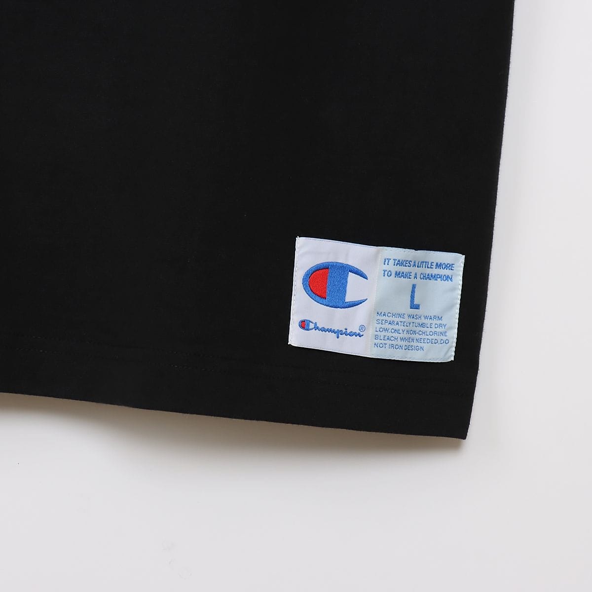 SHORT SLEEVE POCKET T-SHIRT