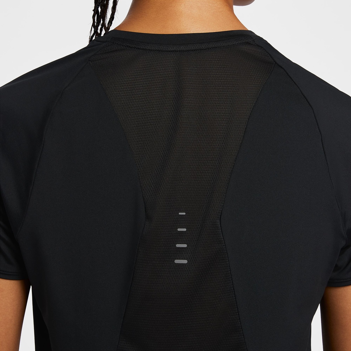 ナイキ ウィメンズ スウィフト DF S/S トップ