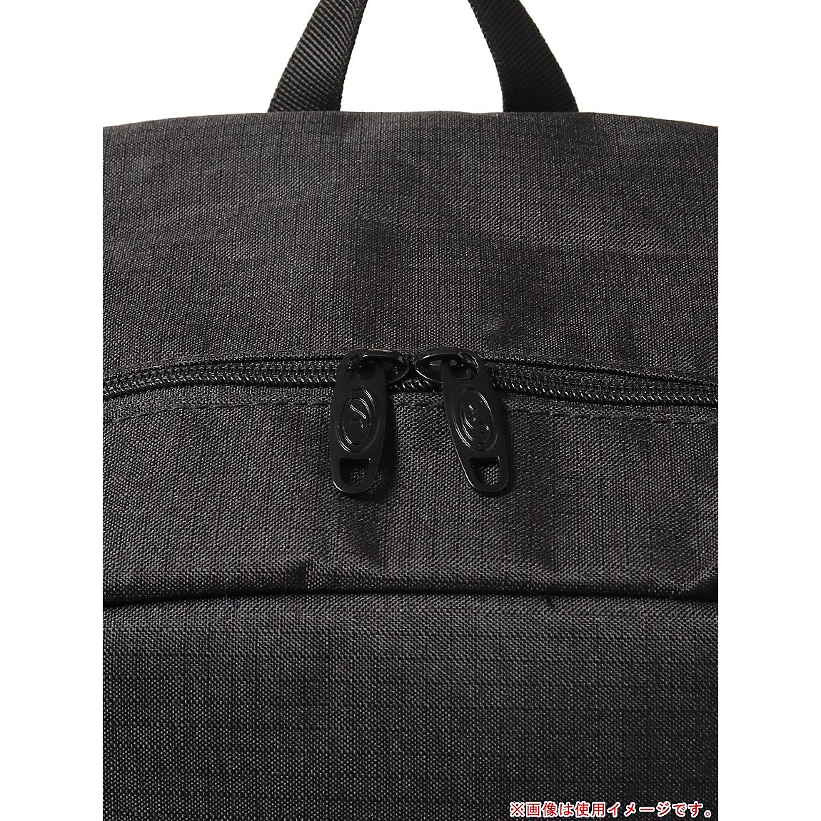 ジュニアバックパック 33L ブラック/シルバー