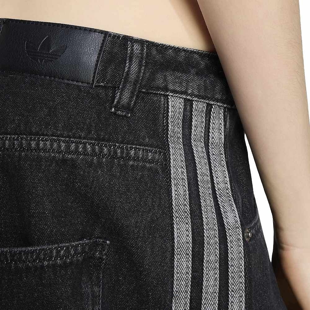SST LOOSE DENIM PANTS
