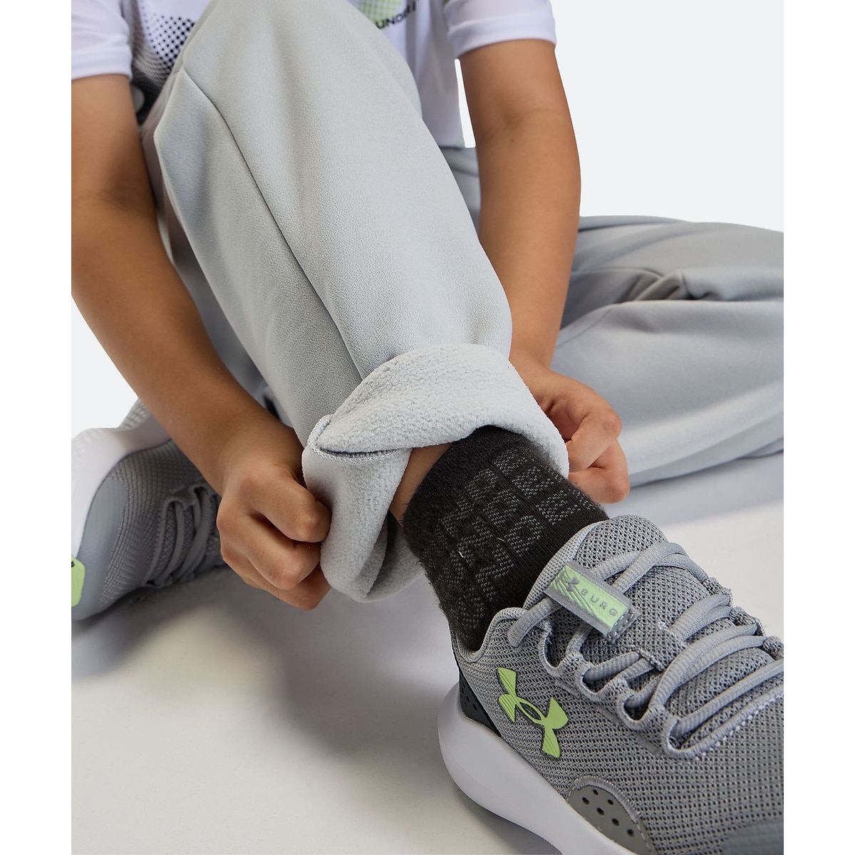 UA ARMOUR FLEECE PANTS