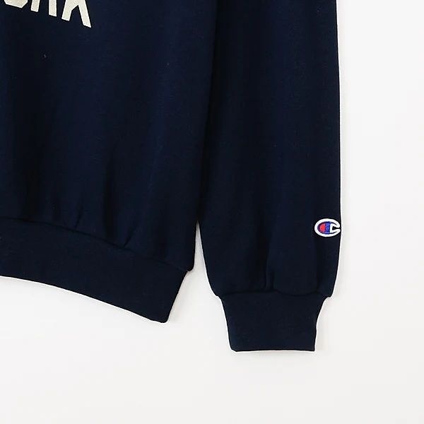 RAGLAN SLEEVE SWEATSHIRT
