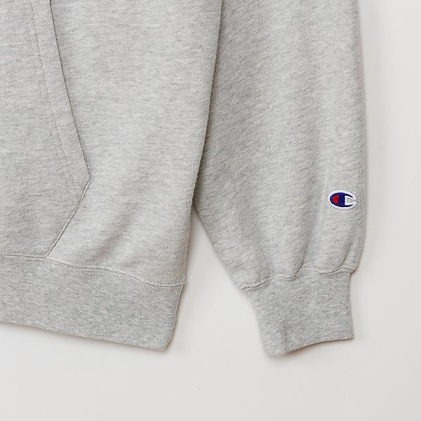 HOODED SWEATSHIRT