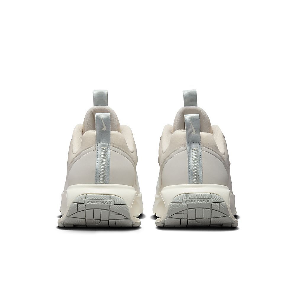 ナイキ ウィメンズ エア マックス INTRLK ライト