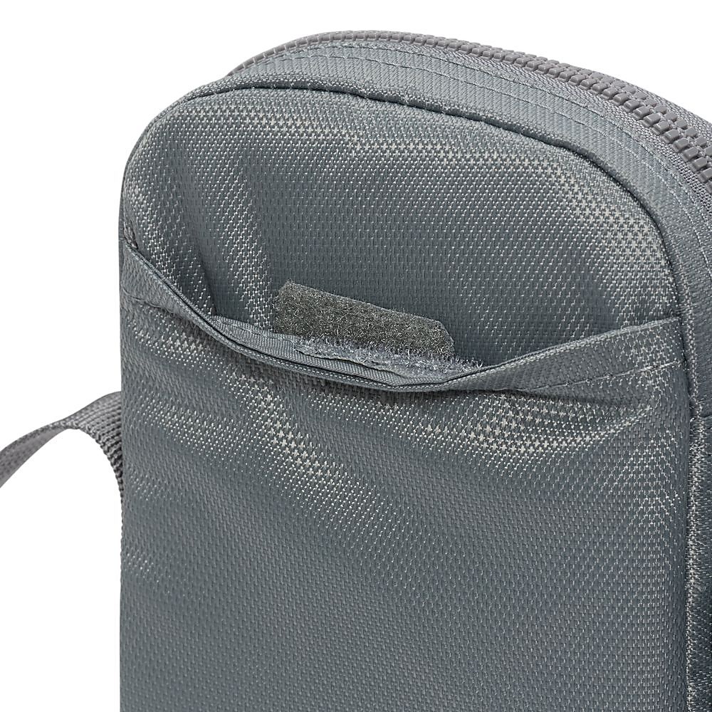 ナイキ ヘリテージ スモール アイテム