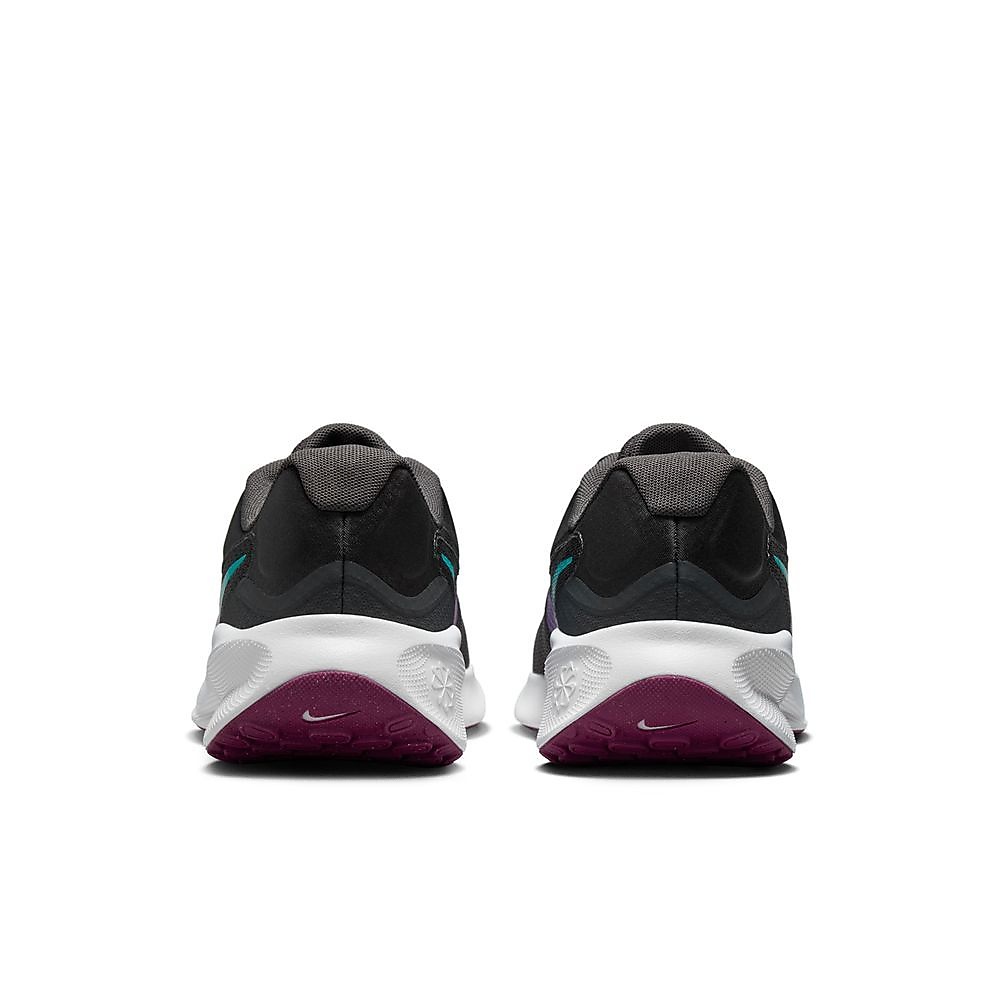 ナイキ ウィメンズ レボリューション 7