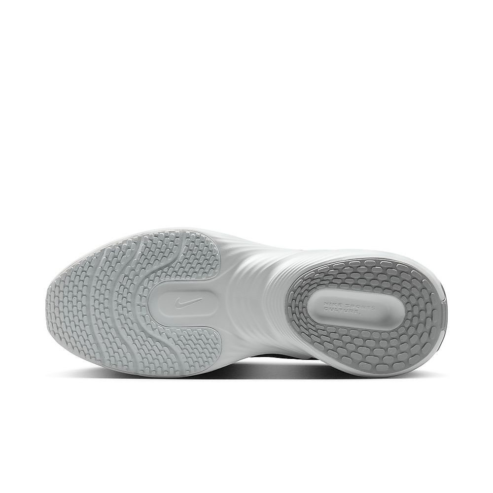 ナイキ アップリフト SC