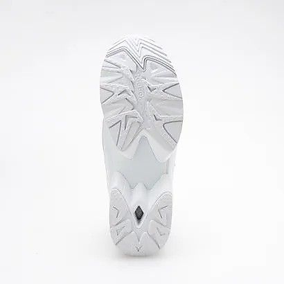 インスタポンプフューリー  95 / INSTAPUMP FURY 95  （フットウェアホワイト）