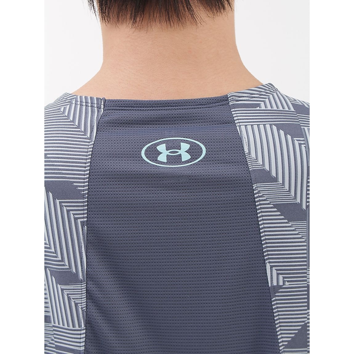 UA ISO-CHILL SHORT SLEEVE PRINTED
