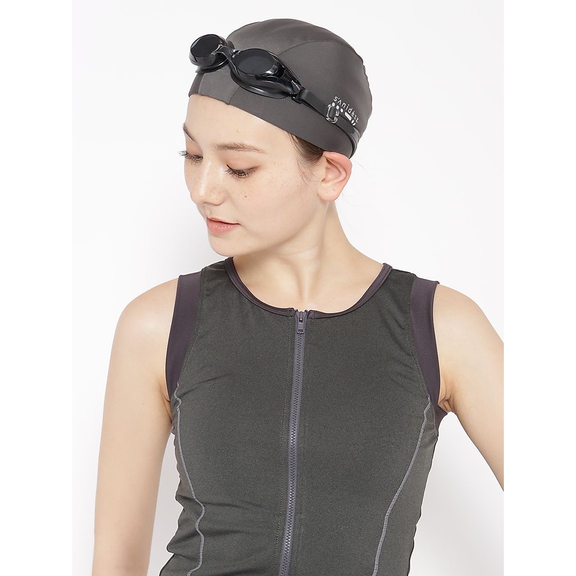 スイミングゴーグルコンパクトレンズ