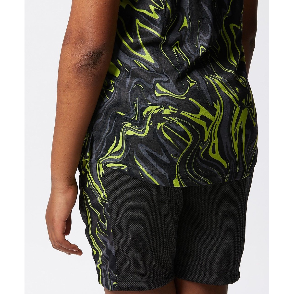 UA TECH SS SHIRT NOV
