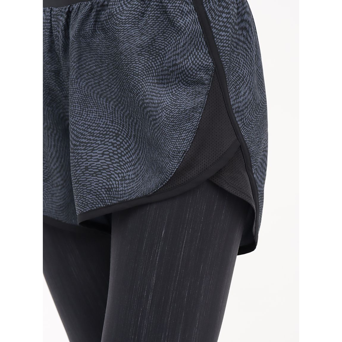 UA FLY BY 2.0 PRINTED SHORT