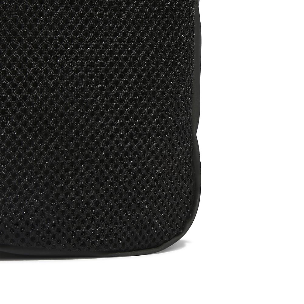 TIRO L シューズバッグ