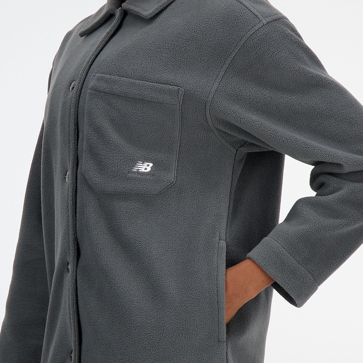 NB ATHLETICS フリースシャケット