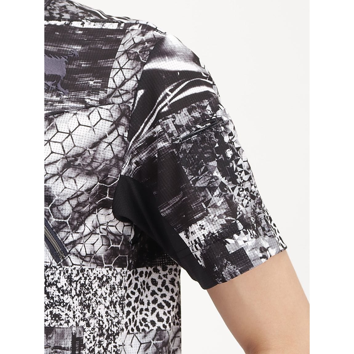 SKULL ICY BREATH DIGITAL MOCK SHIRT