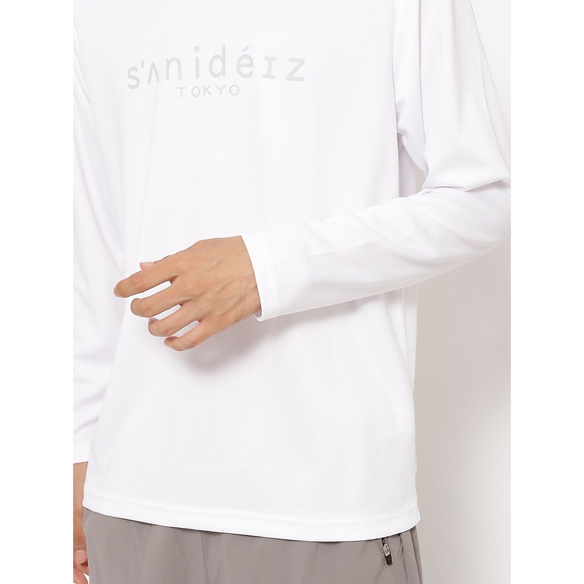 for RUN テックカノコ クルーネックロゴプリント長袖 MENS