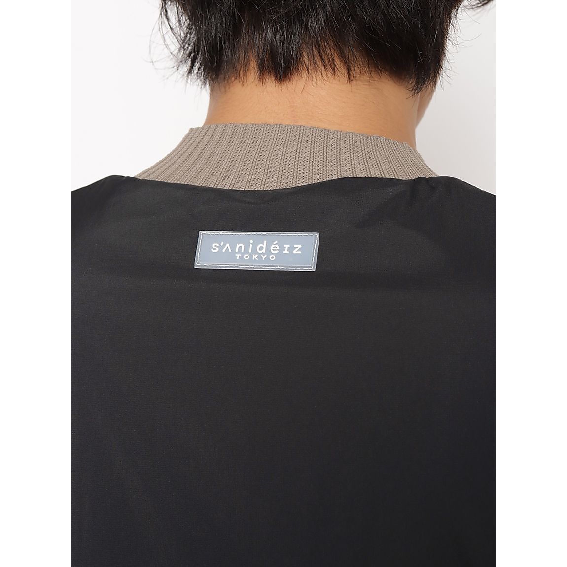 トリニティエアリー ノーカラージャケットUNISEX